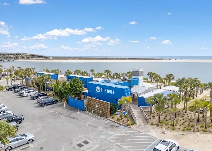 Laguna Breeze C By Collection Apartment